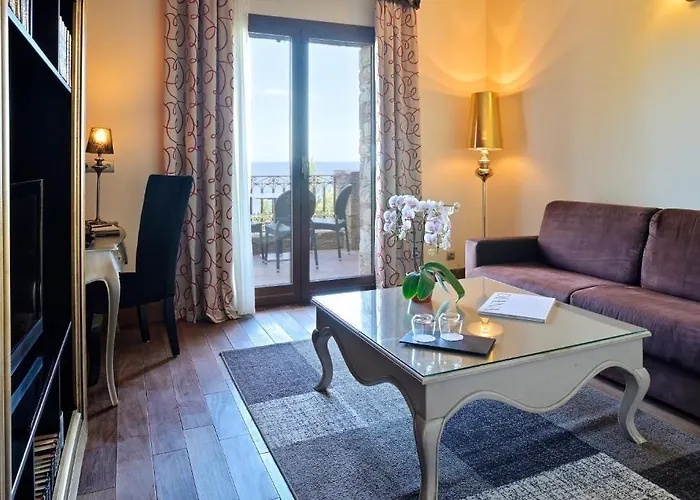 Hotel Demeure Loredana Saint-Florent (Corsica)